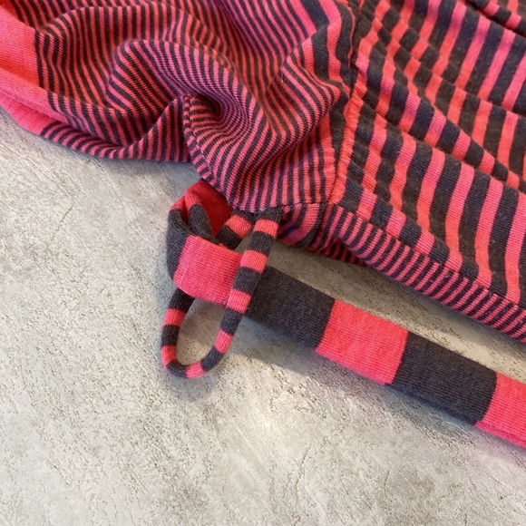 Maxi dress. Loops each side with tie. 56 inches long. Pink and dark grey. - Picture 4 of 5